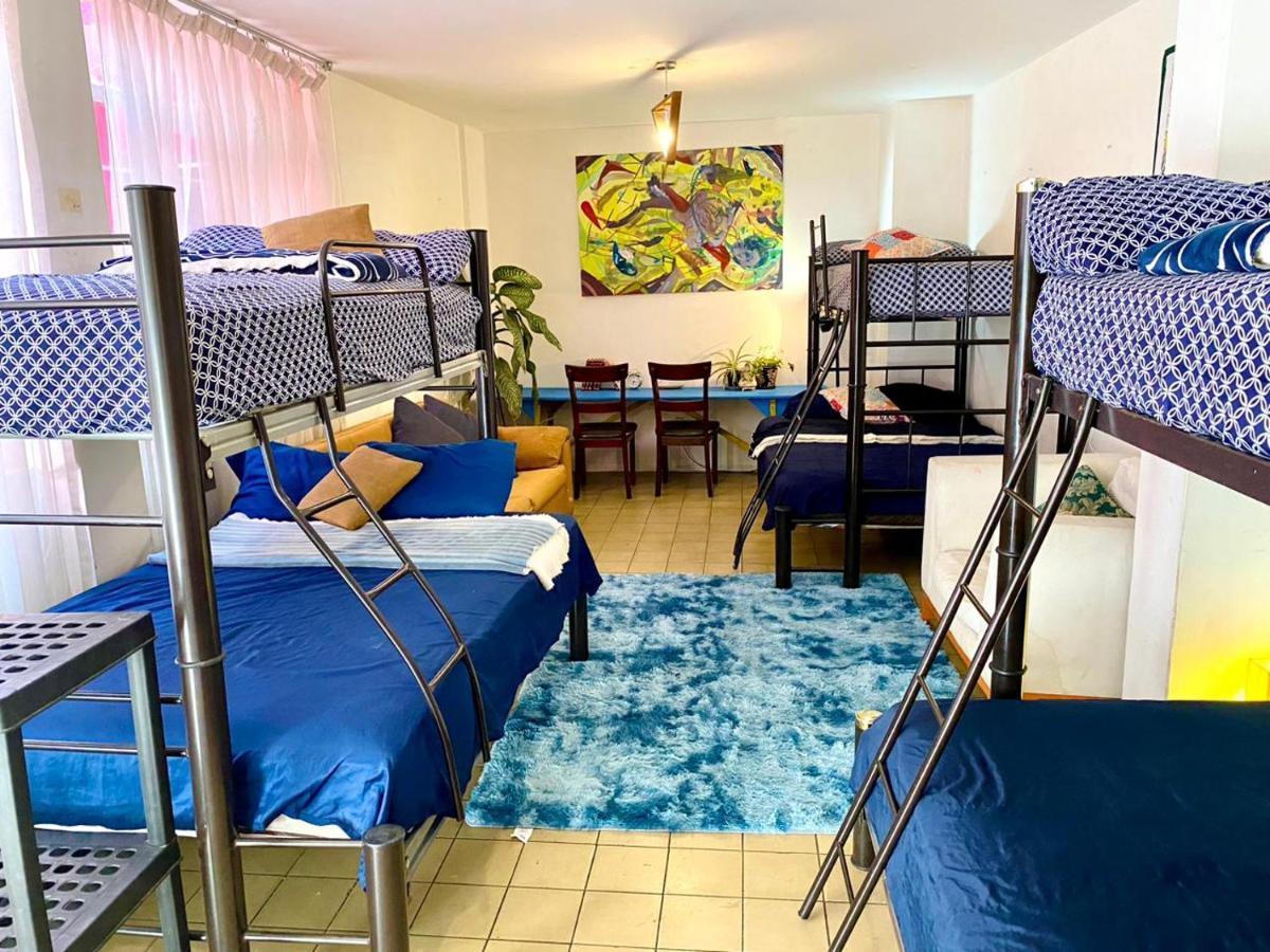Free Spirit Hostel グアダラハラ エクステリア 写真