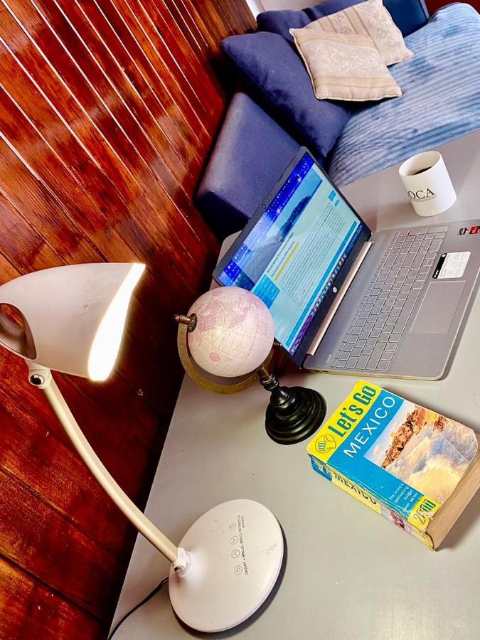 Free Spirit Hostel グアダラハラ エクステリア 写真