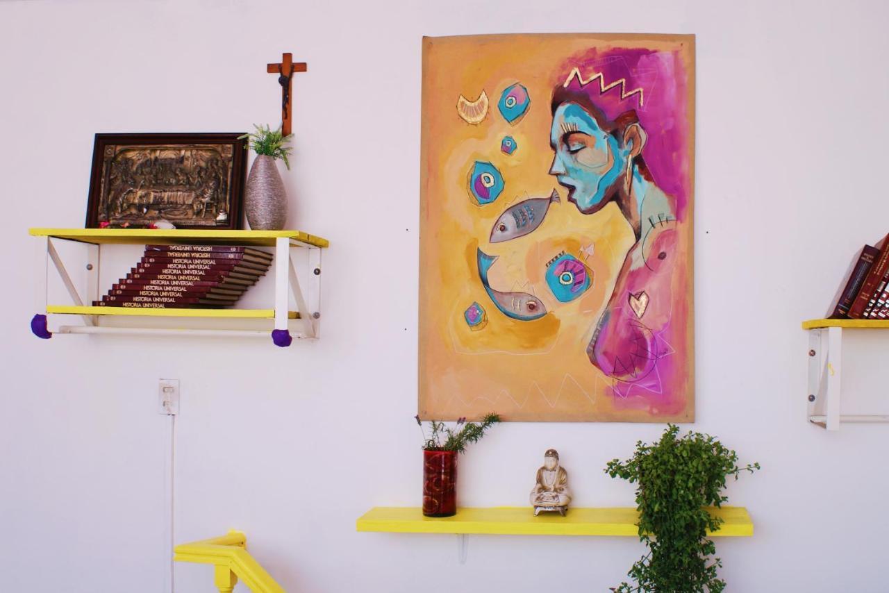 Free Spirit Hostel グアダラハラ エクステリア 写真