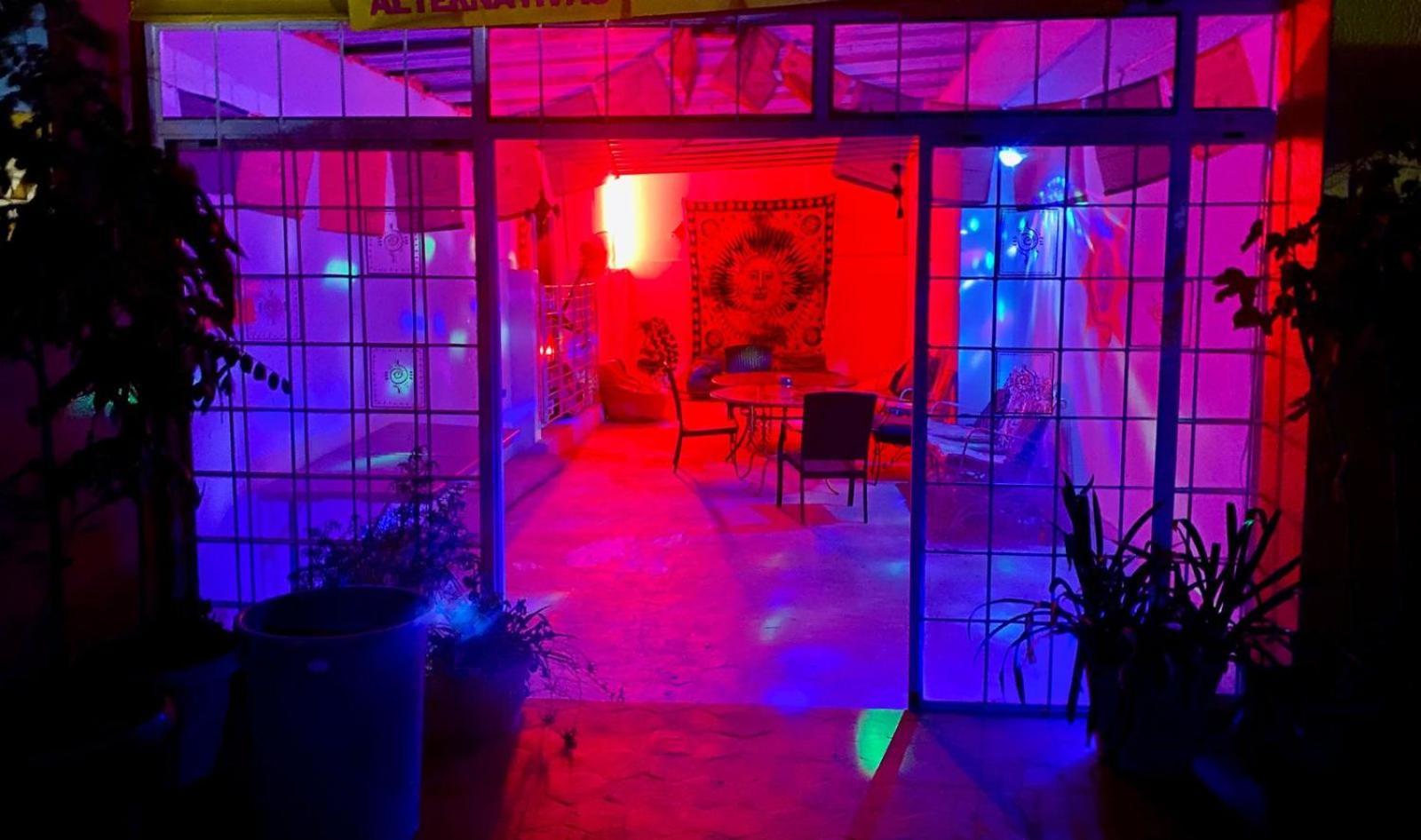 Free Spirit Hostel グアダラハラ エクステリア 写真