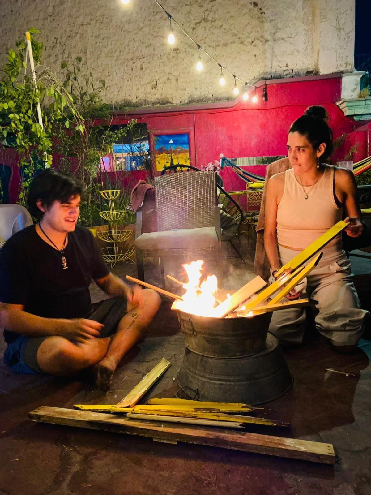 Free Spirit Hostel グアダラハラ エクステリア 写真
